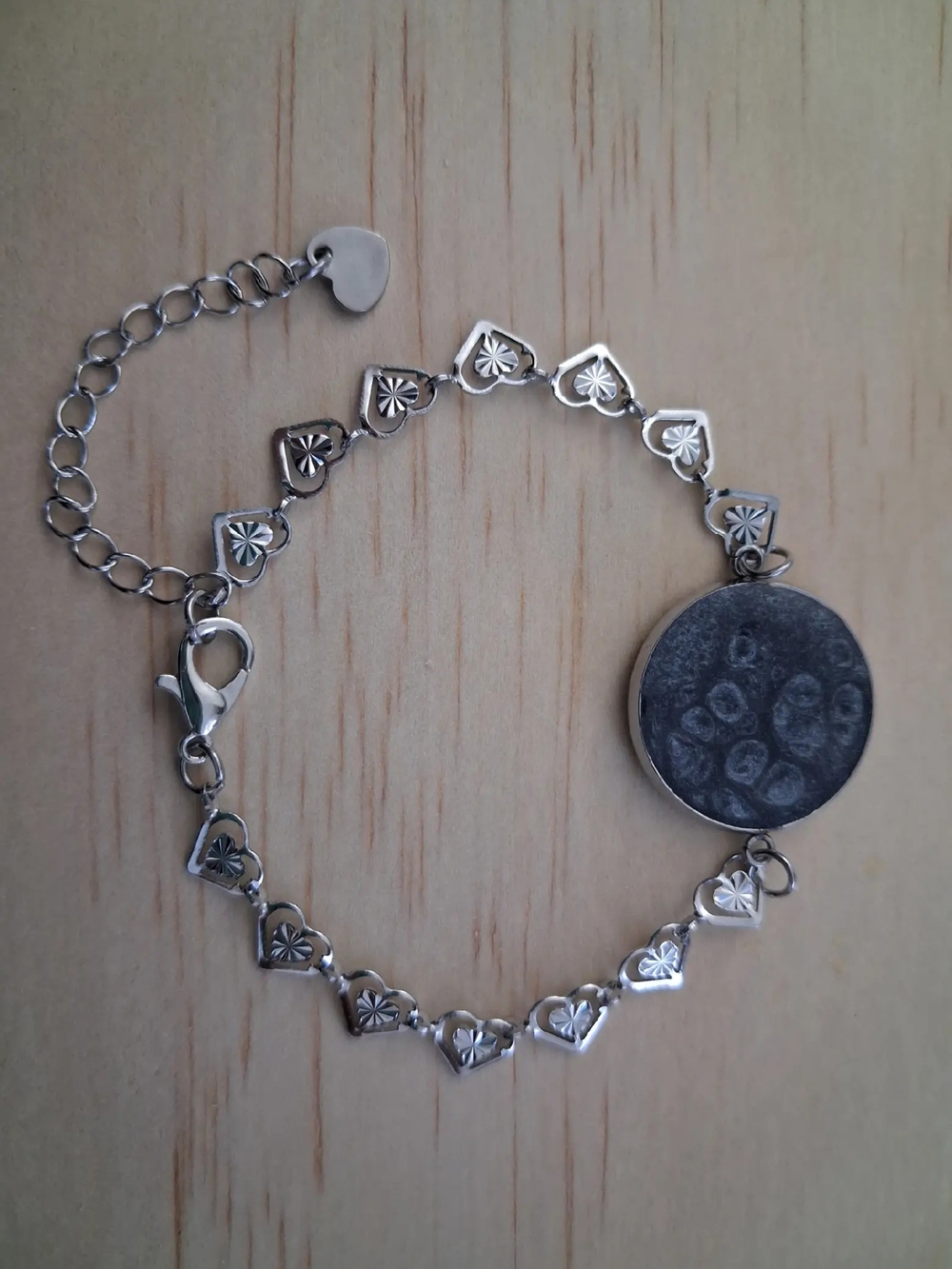 Silver Heart Link Bracelet with Round Pendant